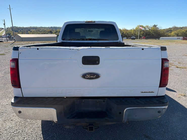 #98-•-2013-ford-xlt-f-250-pickup-truck-image-9