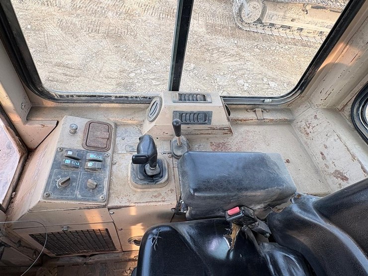 2001-caterpillar-d5c-xl-image-20