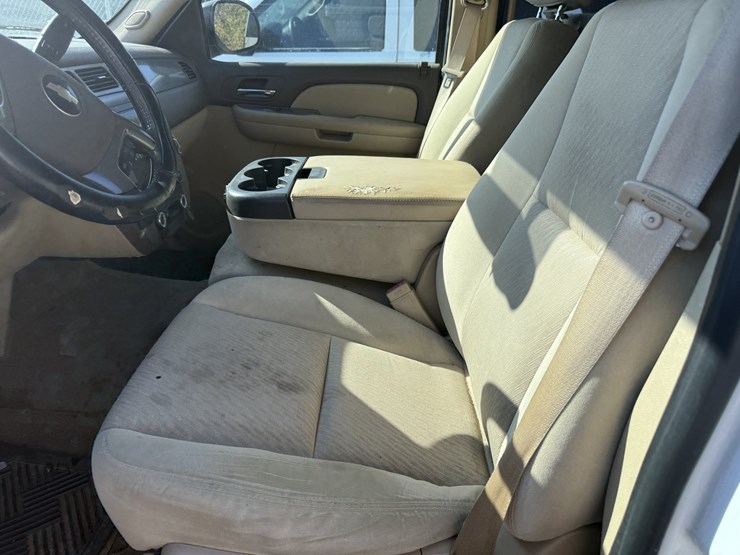 2009-chevrolet-tahoe-image-57