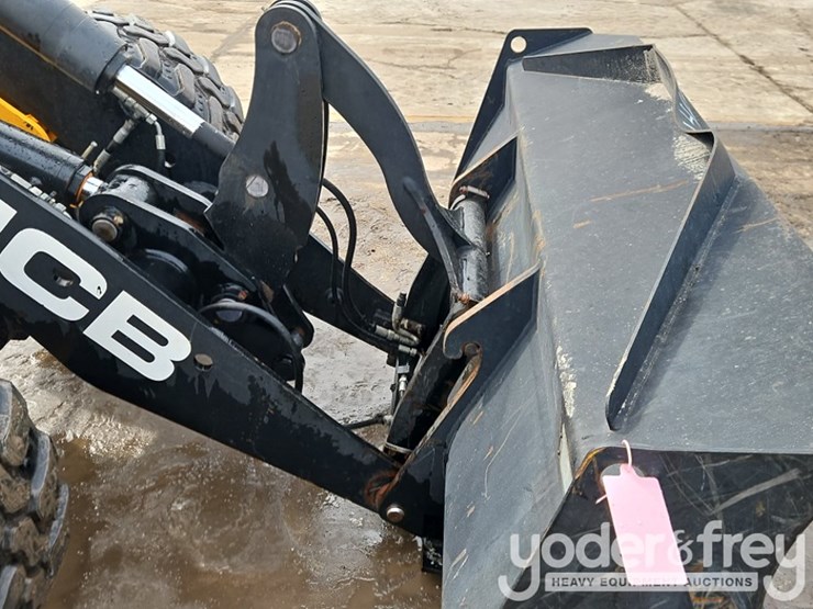 2012-jcb-406b-image-12