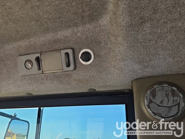 volvo-a25d-image-31
