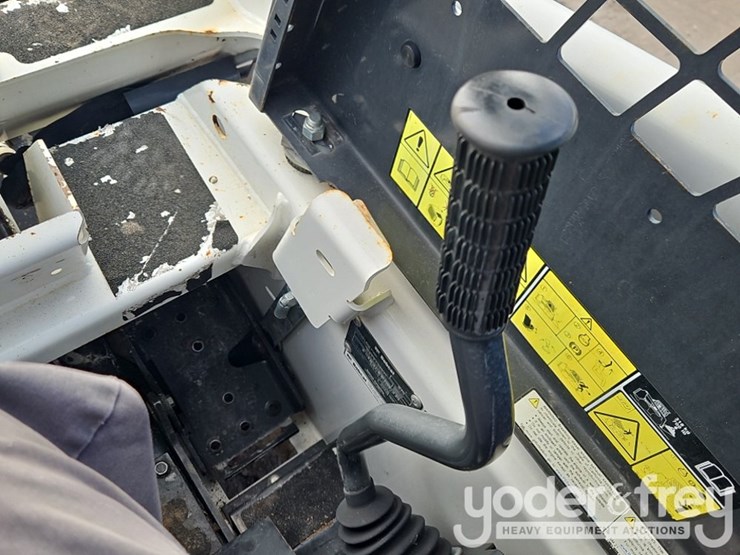2022-bobcat-s70-image-23