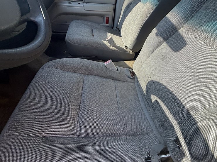 #46835-•-2005-ford-crown-victoria-sedan-2fafp71wx5x153100-inv#46835-image-42