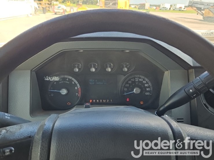 2015-ford-f250-image-28