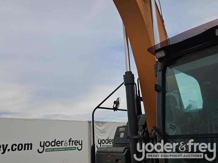 2018-case-cx250d-image-23