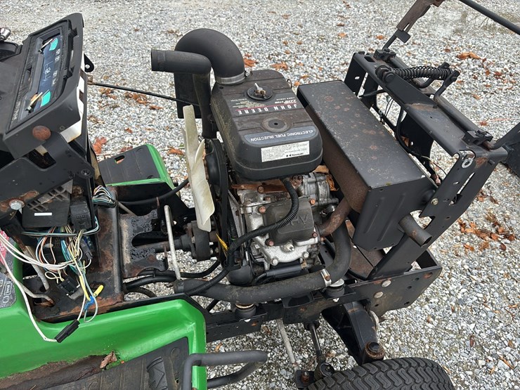 john-deere-425-image-15