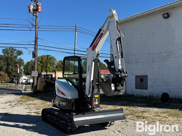 2026-bobcat-e40-image-3