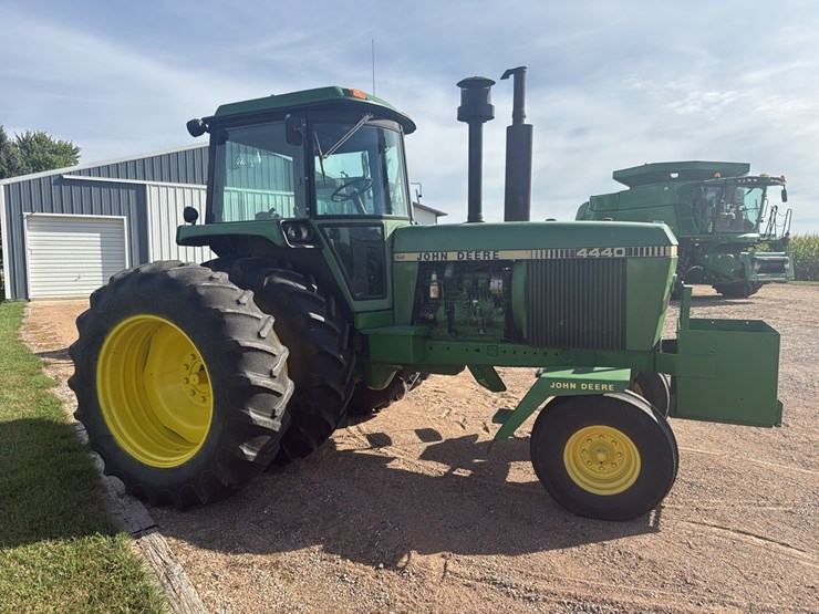 1980-john-deere-4440-image-12