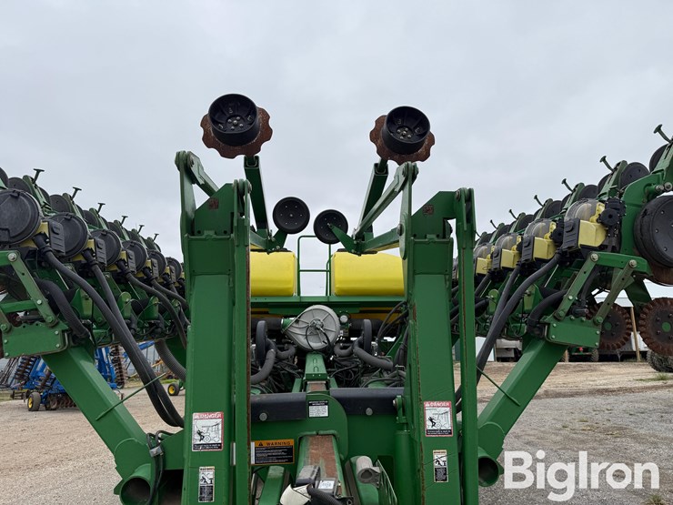 2009-john-deere-1790-ccs-image-18