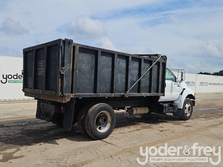 2000-ford-f650-xl-image-5