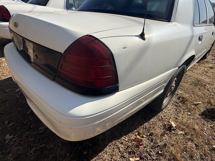 #46835-•-2005-ford-crown-victoria-sedan-2fafp71wx5x153100-inv#46835-image-12