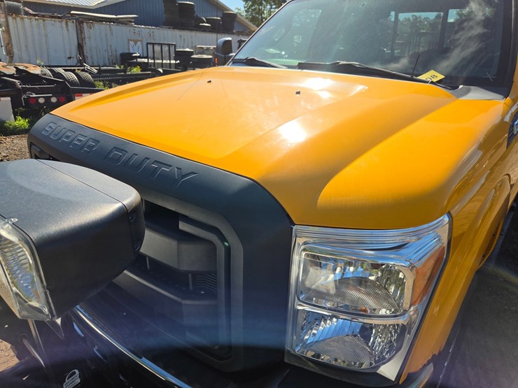 2015-ford-f350-image-17