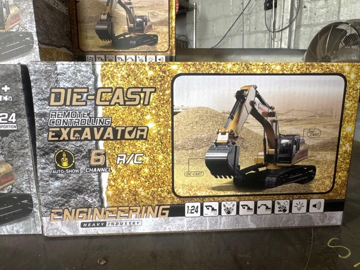 nee-sd-lanch-co-rc-excavator-1/24-scale-image-2