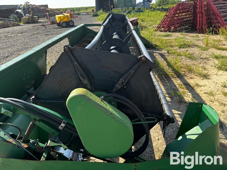 1990-john-deere-920-image-16