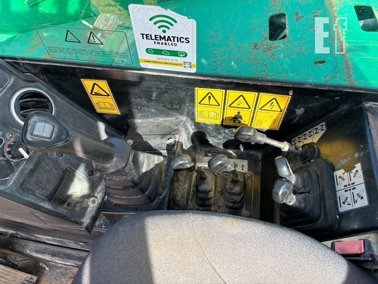 2018-jcb-512-56-image-38