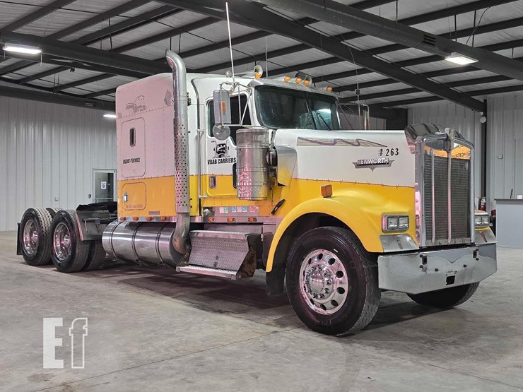 2000-kenworth-w900-image-2