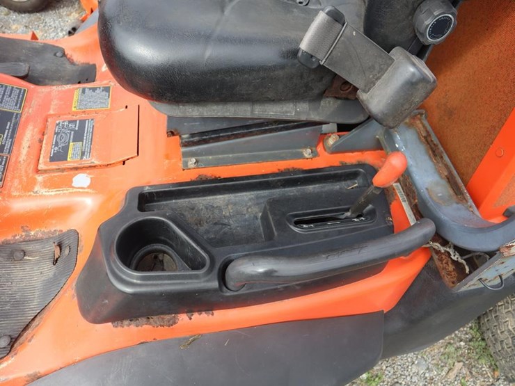 2006-kubota-f2880-image-15