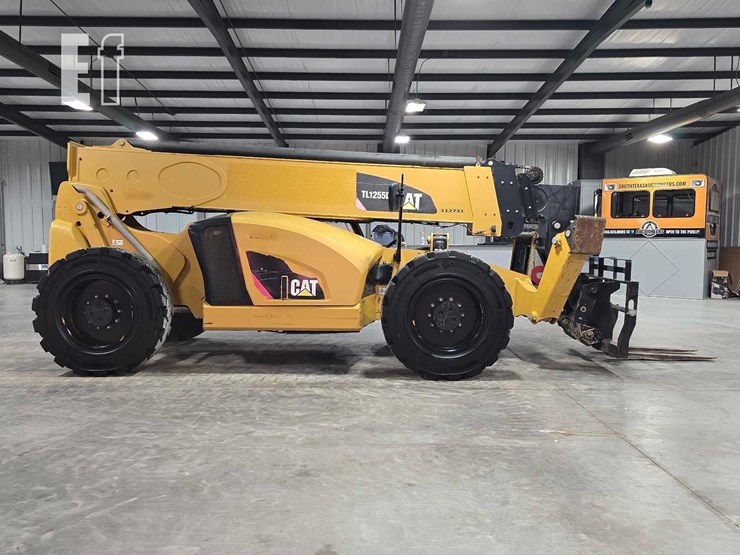 2019-caterpillar-tl1255d-image-6
