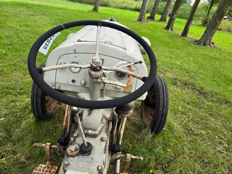 ford-8n-image-18