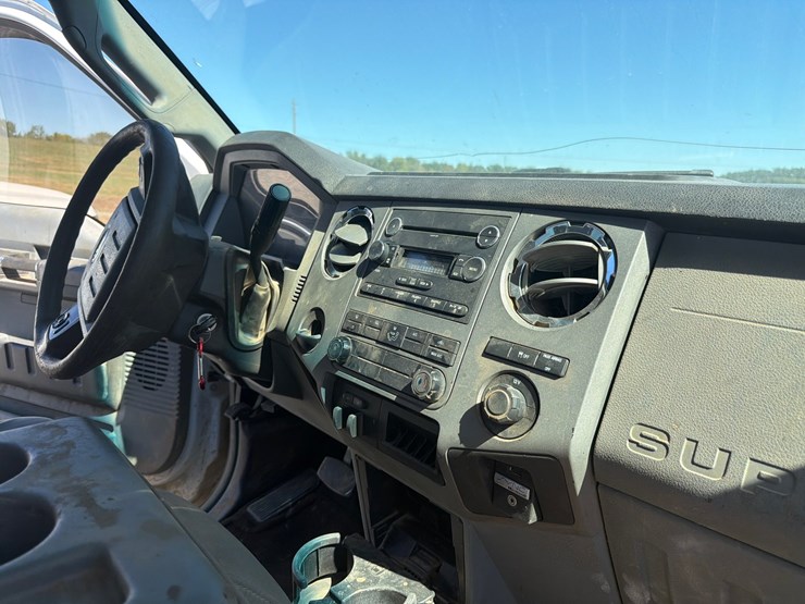 2012-ford-f250-xlt-image-25