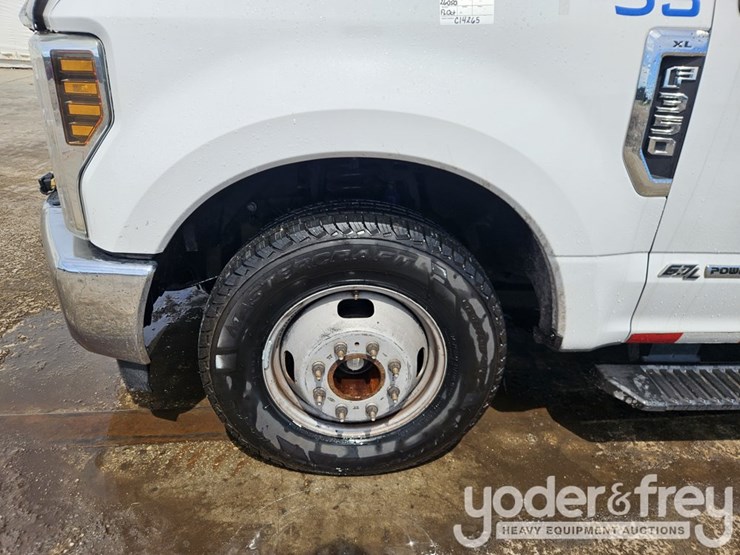 2018-ford-f350-sd-image-12