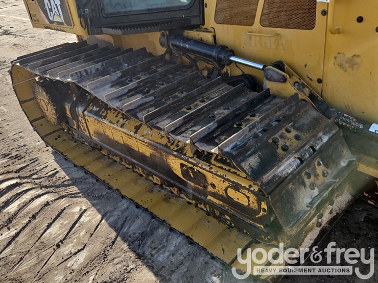 2019-caterpillar-d5k2-lgp-image-15
