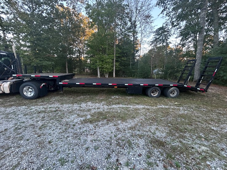 #78-•-1995-cherokee-tandem-axle-step-deck-image-2