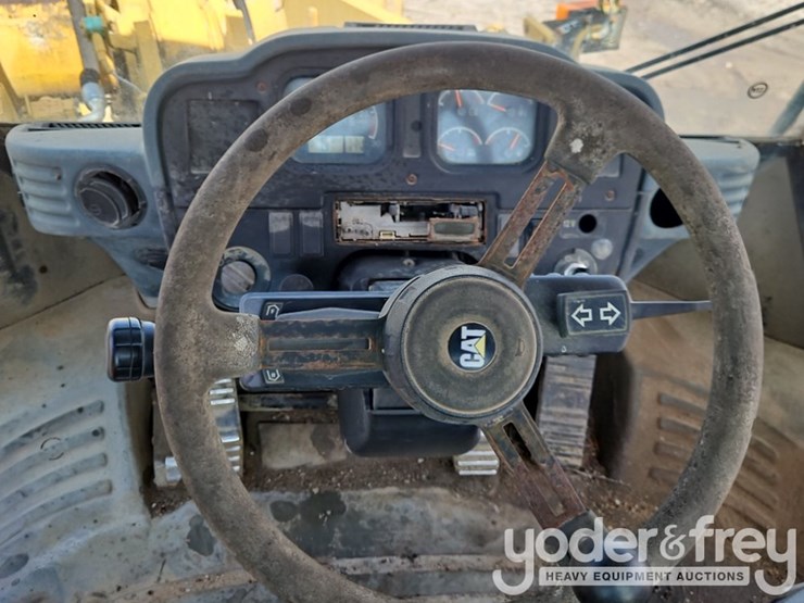 caterpillar-950g-image-23