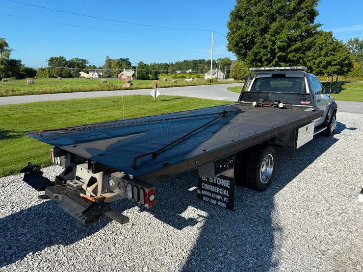 2014-ram-5500-hd-slt-image-4