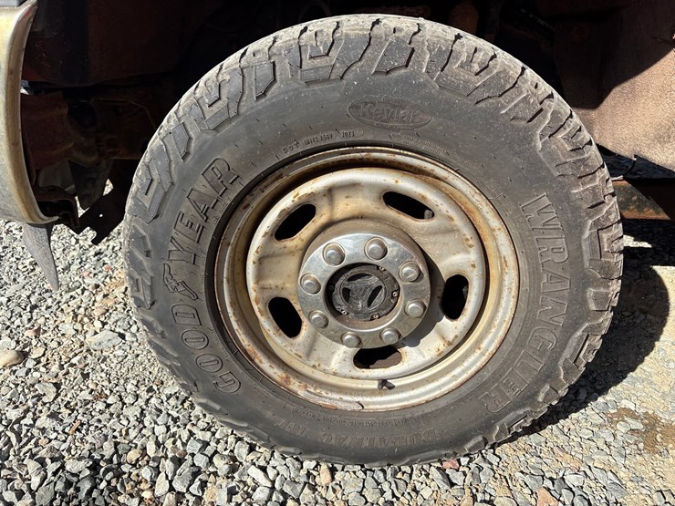 2014-ford-f350-image-66