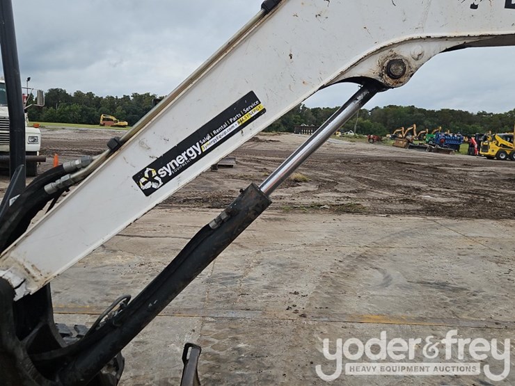 2019-bobcat-e35i-image-10