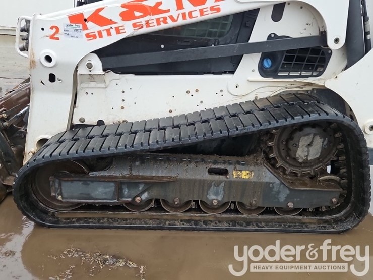 2023-bobcat-t770-image-15