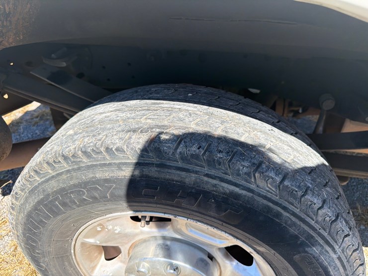 2011-ford-f250-xlt-image-15