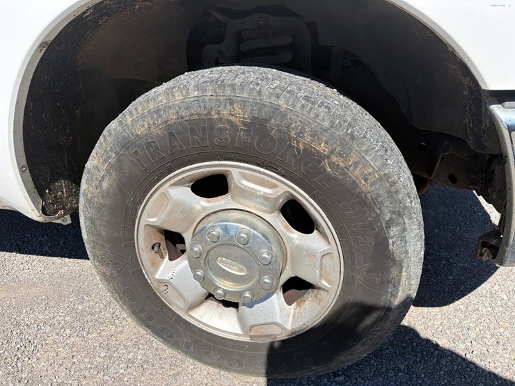 2011-ford-f250-xlt-image-12
