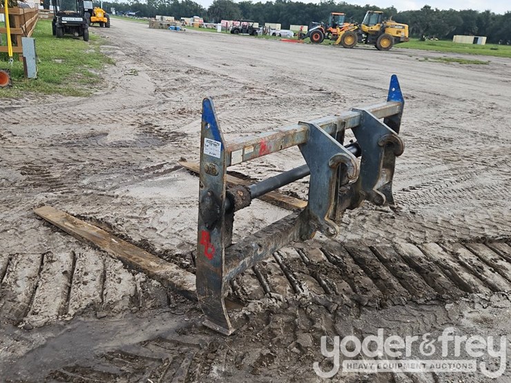 deere-444k-image-2