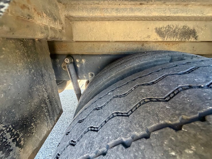2016-hino-338-image-95