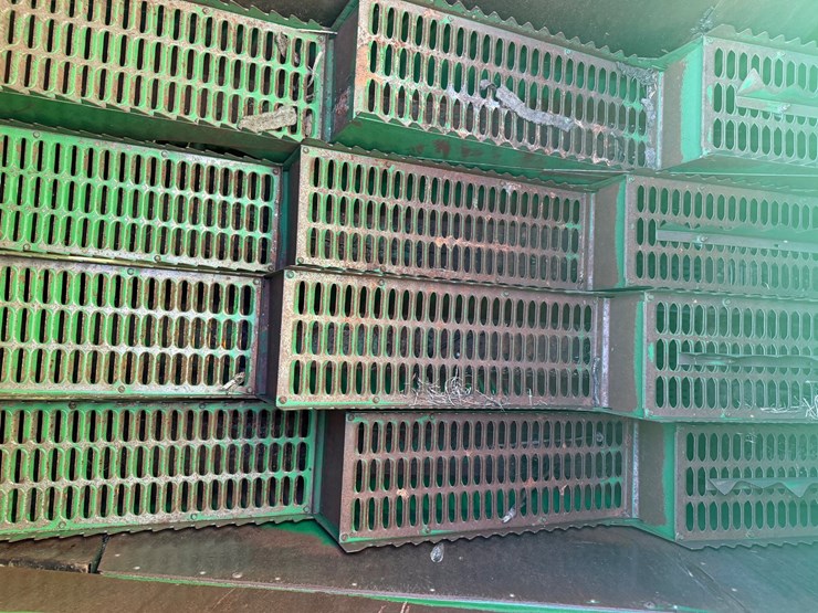 john-deere-4425-image-24