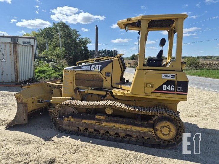 2003-caterpillar-d4g-xl-image-5