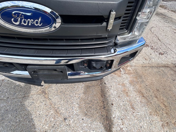 #69-•-2019-ford-super-duty-flatbed-truck-image-25