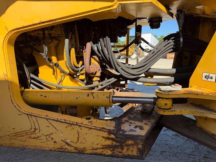 deere-644g-image-16