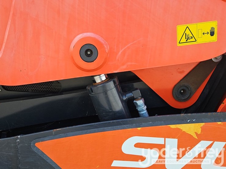 2023-kubota-svl97-2-image-23