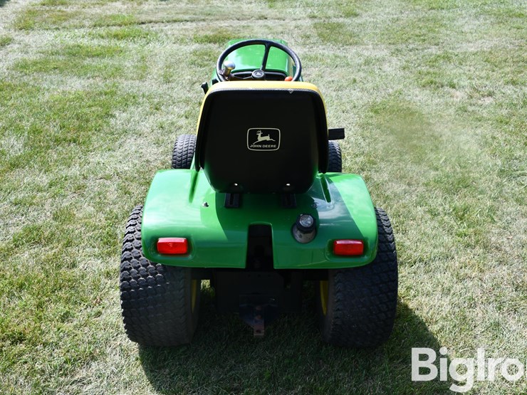 john-deere-300-image-6