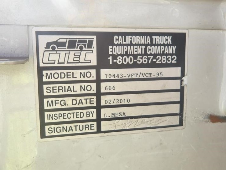 2010-ford-f450-image-10