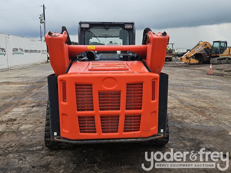 2023-kubota-svl97-2-image-4