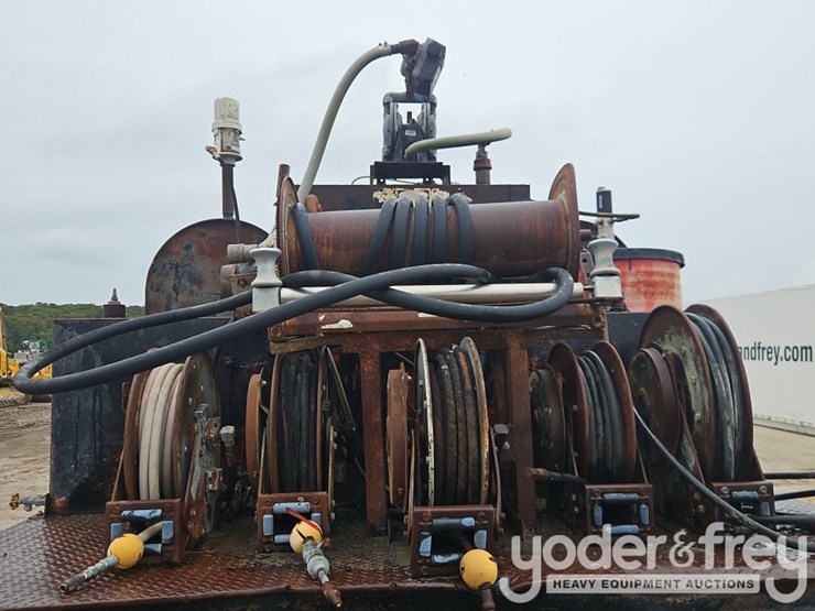 1990-ford-l8000-image-15