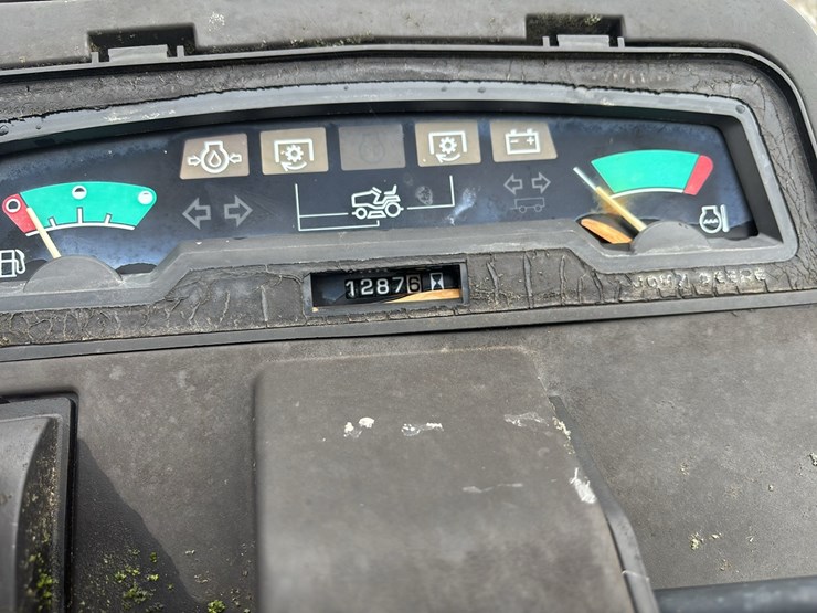 john-deere-425-image-12