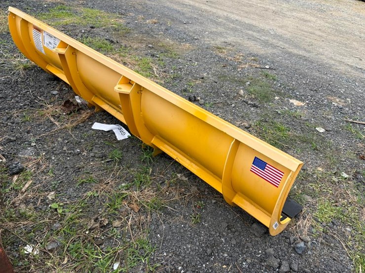 meyer-drive-pro-im-6'8"-snow-blade-image-4
