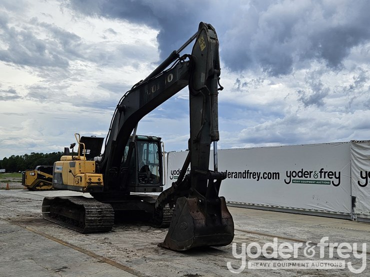 2013-volvo-ec220dl-image-7