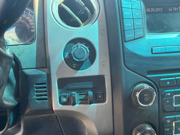 2013-ford-f150-xlt-image-37