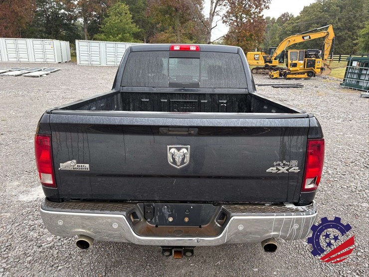 2016-dodge-1500-image-19
